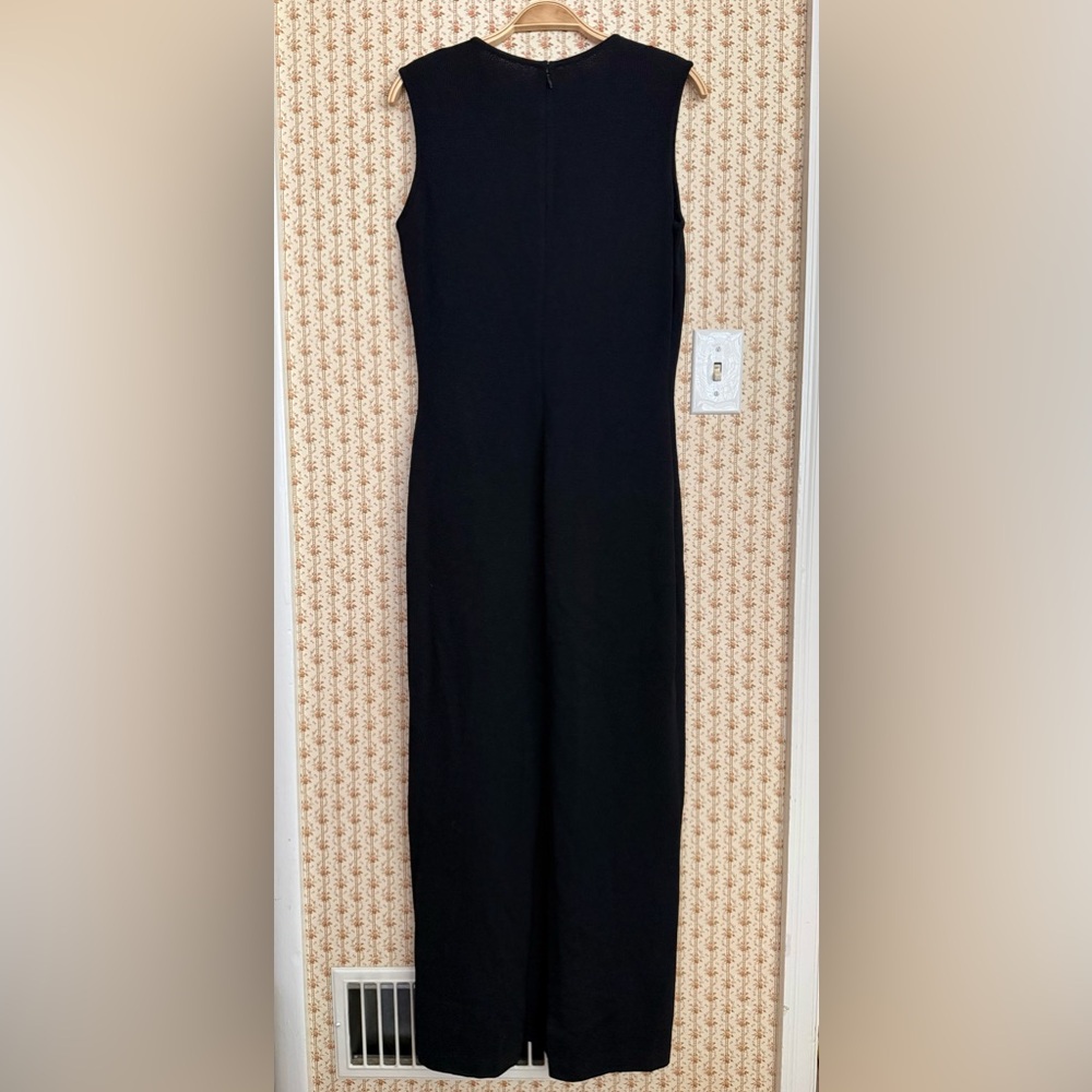 St. John Vintage Santana Knit Black Sleeveless Midi Sheath Dress | 6 - Picture 4 of 7